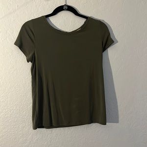 Army green criss cross short sleeve top